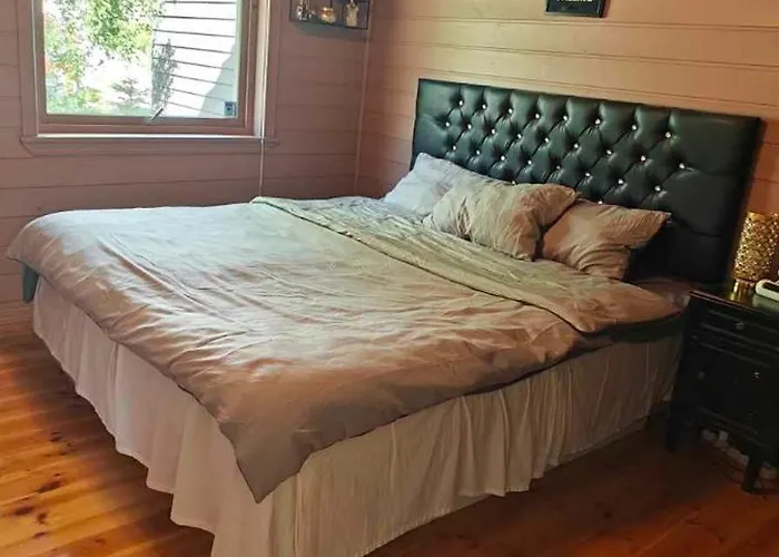 Sorlandsidyll, Dyreparken 12 Min *