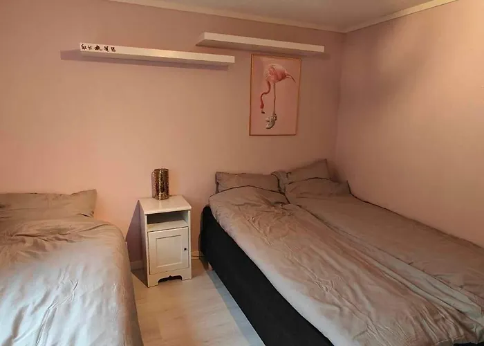 Holiday home Sorlandsidyll, Dyreparken 12 Min Kristiansand