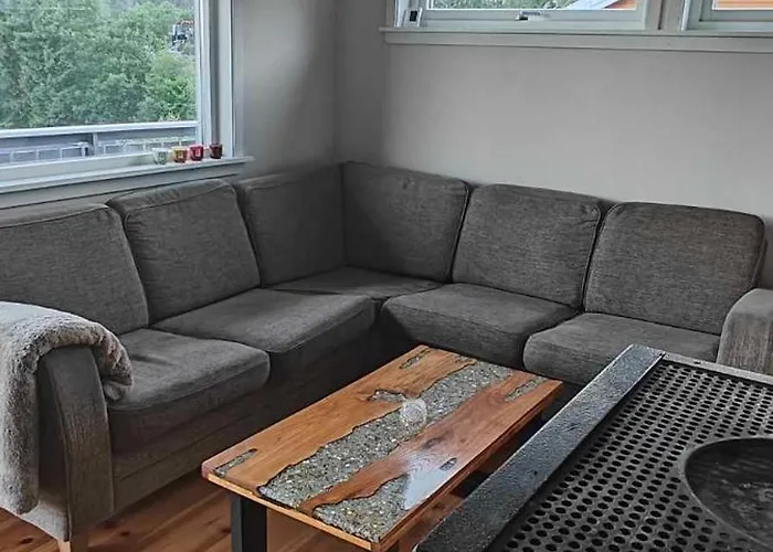 Holiday home Sorlandsidyll, Dyreparken 12 Min